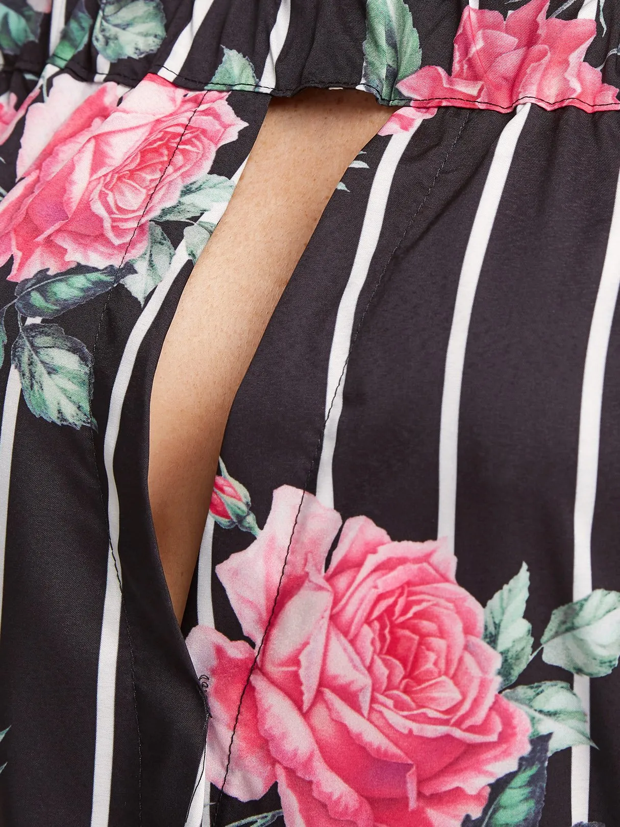 Bateau Stripe Floral Print Cut Out Short Sleeve Curved Hem Black T-Shirts