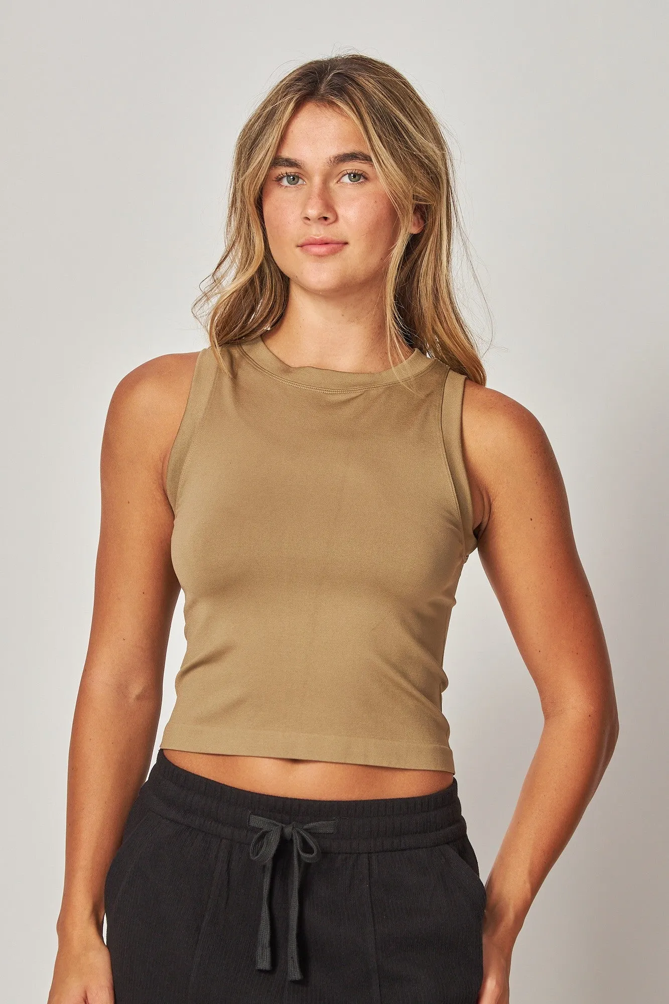 Coco Seamless Crew Tank