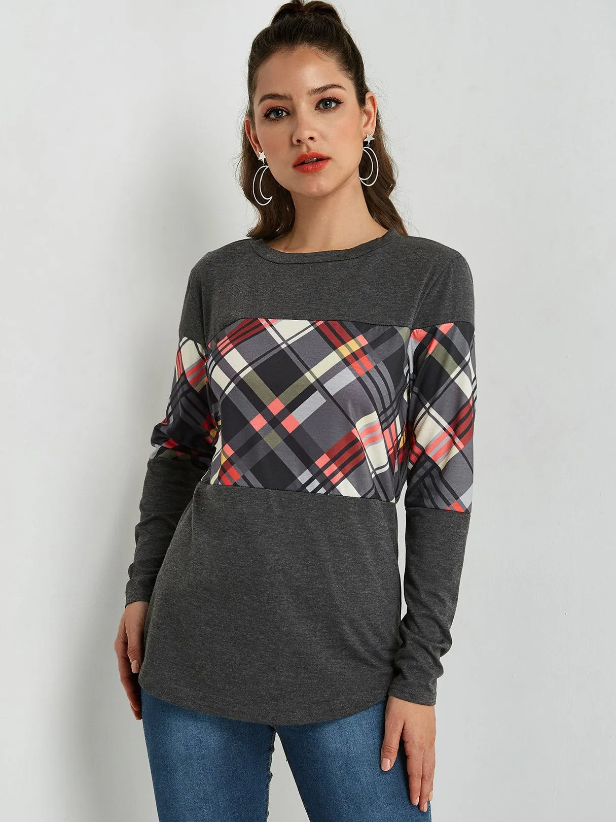 Custom Round Neck Grid Long Sleeve Curved Hem T-Shirts