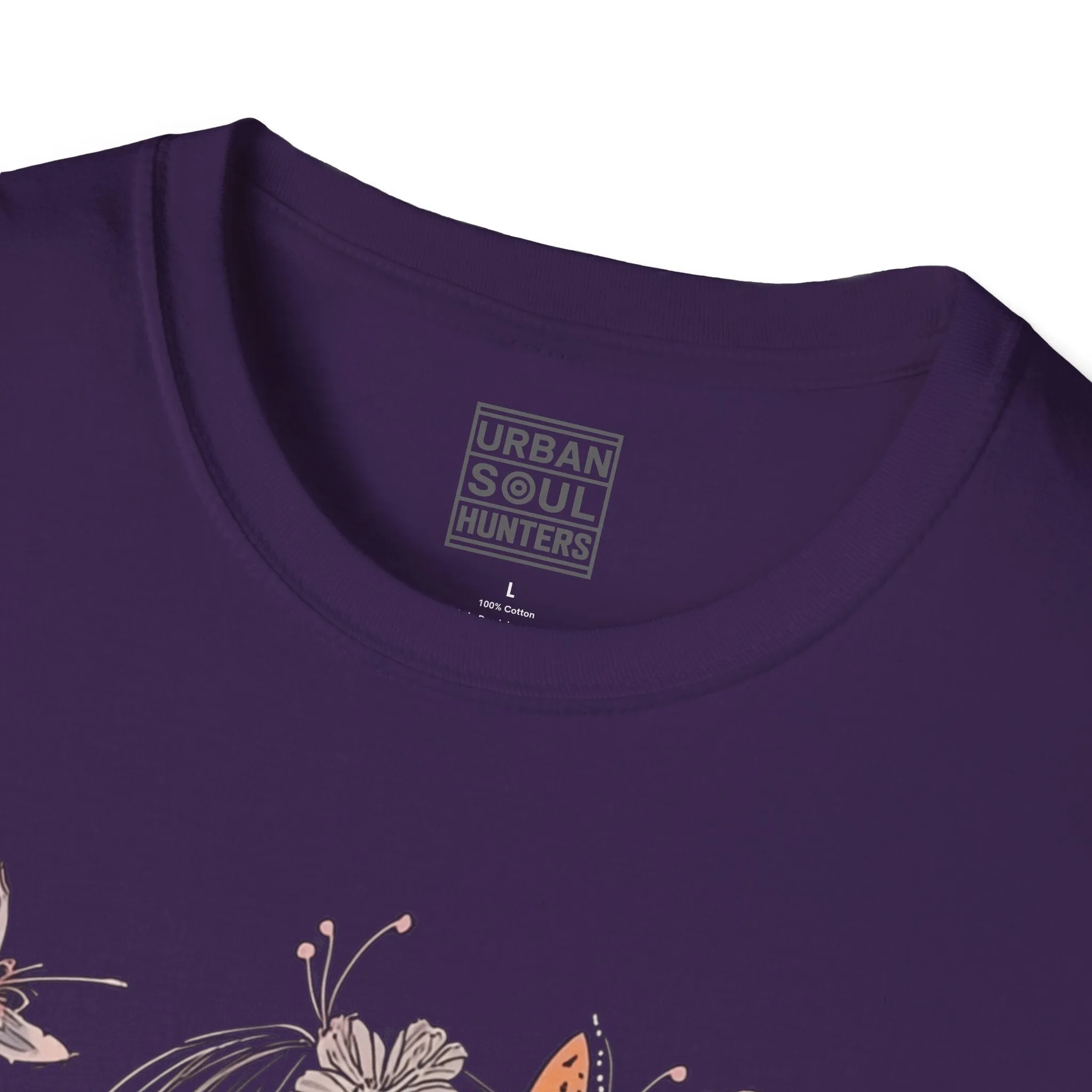 Dreamy Pose Graphic T-Shirt
