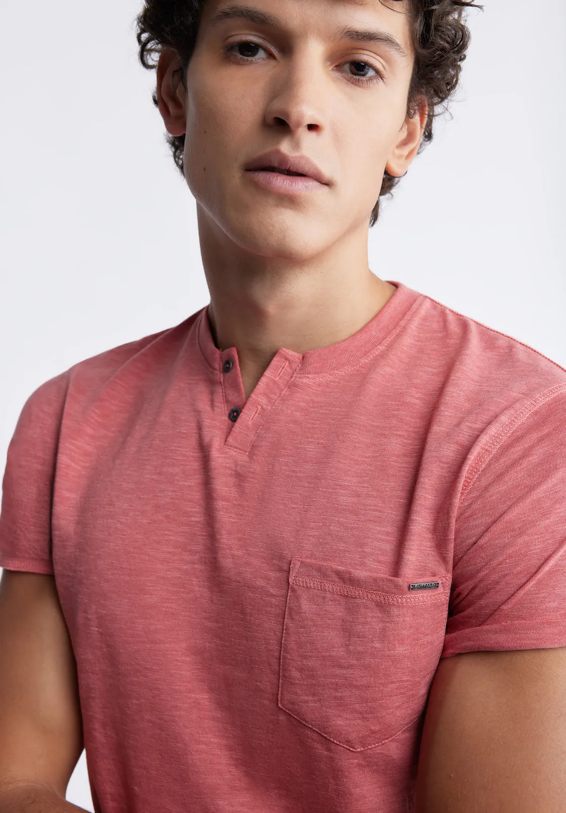 Kadyo Men's Pocket Henley Top in Mineral Red - BM24345