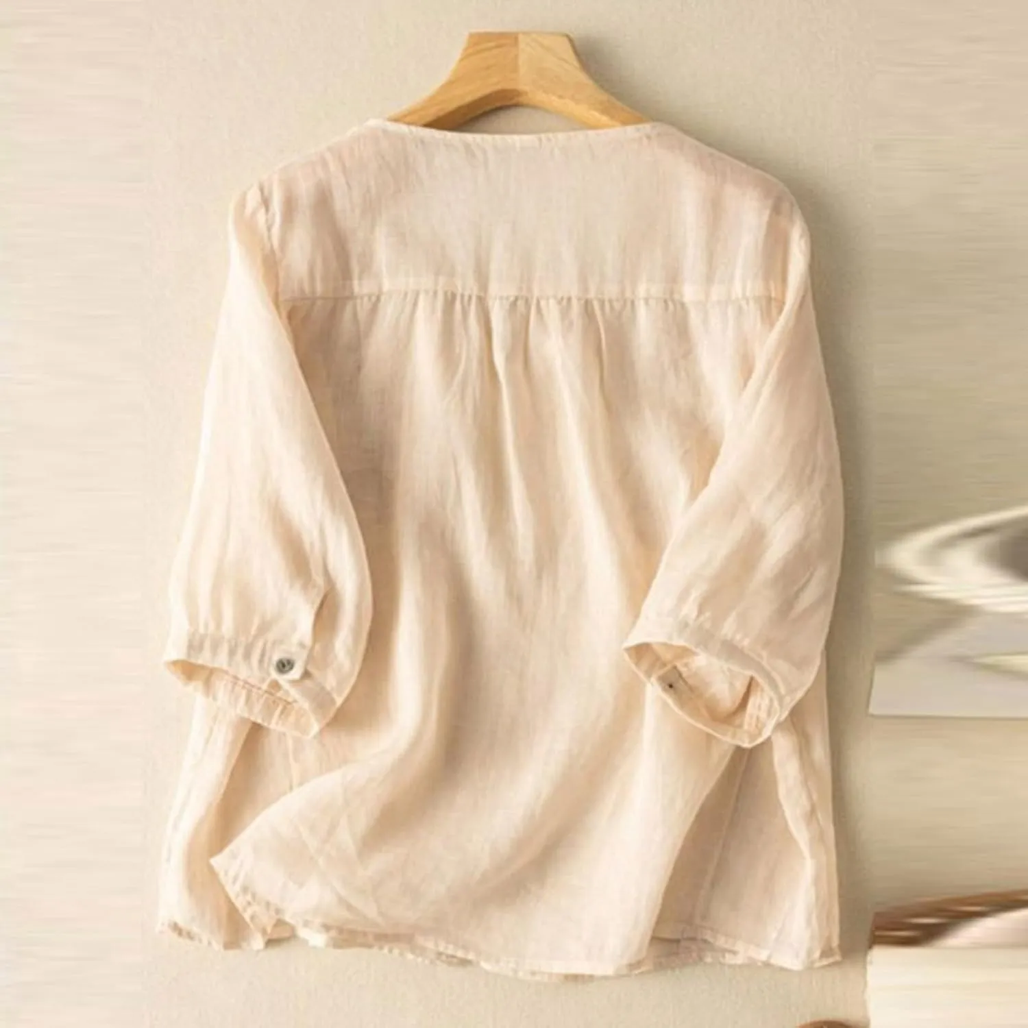 Linen Shirts for Women Summer Cotton Linen Floral Embroidered 3/4 Sleeve Tops Retro Boho Ethnic Peasant Tunic Tshirt