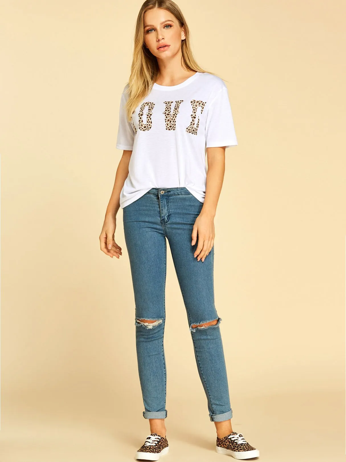 OEM ODM Round Neck Leopard Letter Half Sleeve White T-Shirts