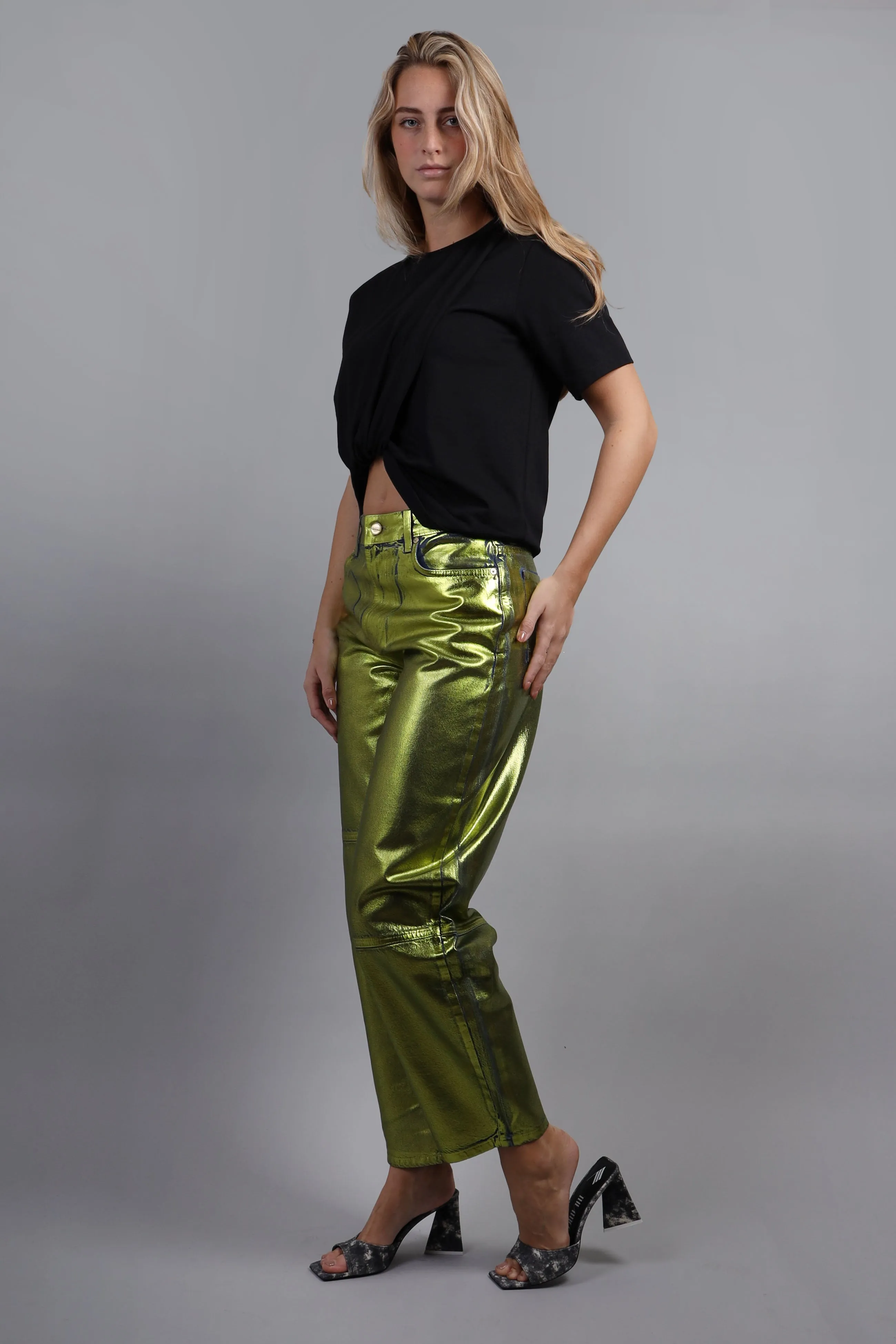 Twist Front Black
